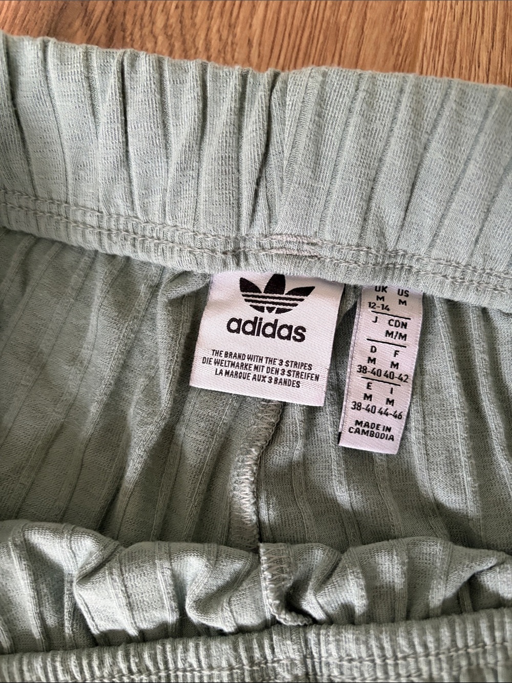 Adidas Essentials Wide Rib Green Pants - Picture 4 of 6